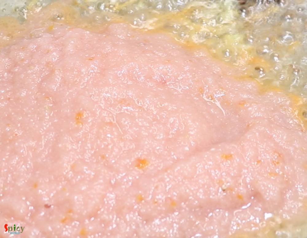 Cooking Step: Chicken Bharta (Kolkata style)