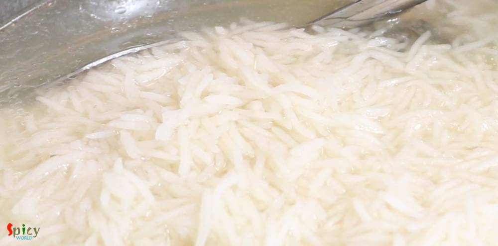 Cooking Step: Chicken Dum Biriyani (Hyderabadi style) Cooking Step: Chicken Dum Biriyani (Hyderabadi style)