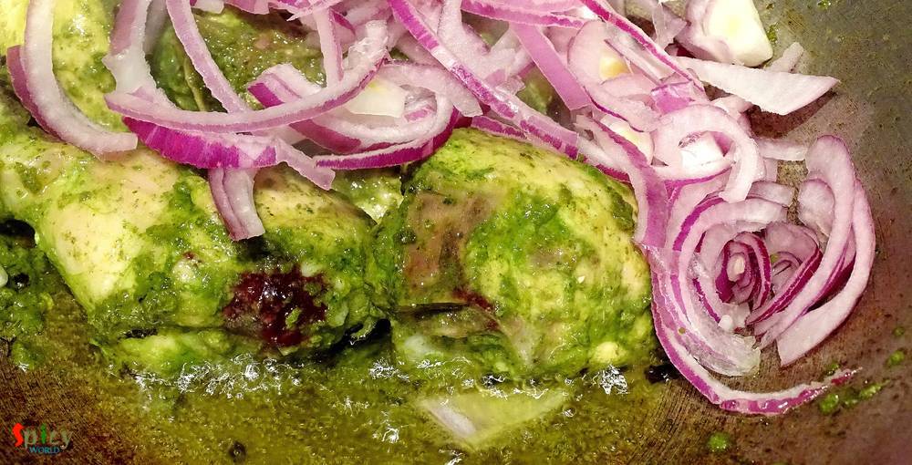 Cooking Step: Chicken do Rangeela / Double colored Chicken Cooking Step: Chicken do Rangeela / Double colored Chicken