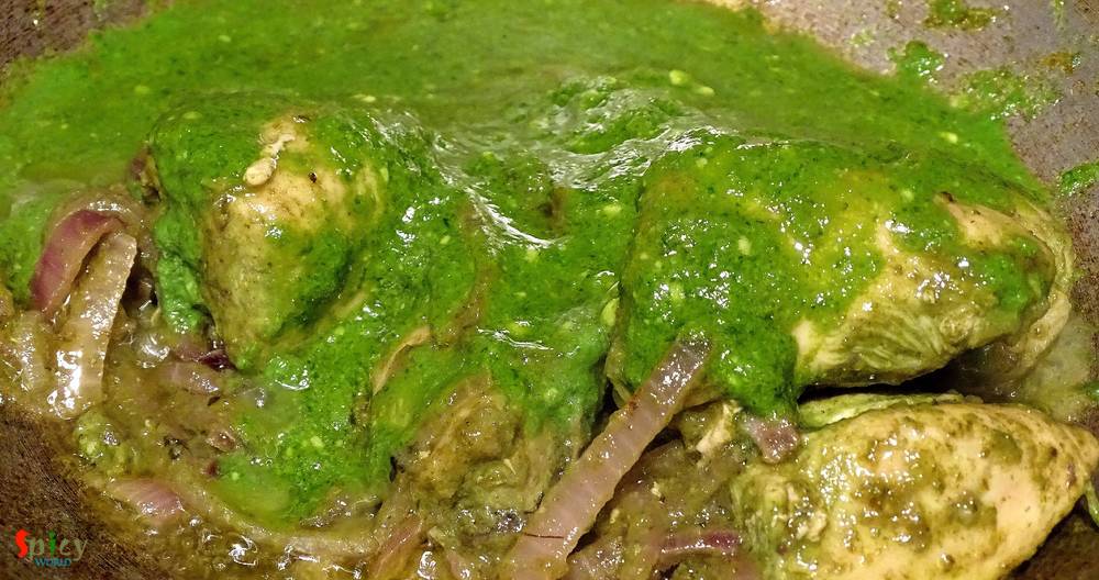 Cooking Step: Chicken do Rangeela / Double colored Chicken Cooking Step: Chicken do Rangeela / Double colored Chicken