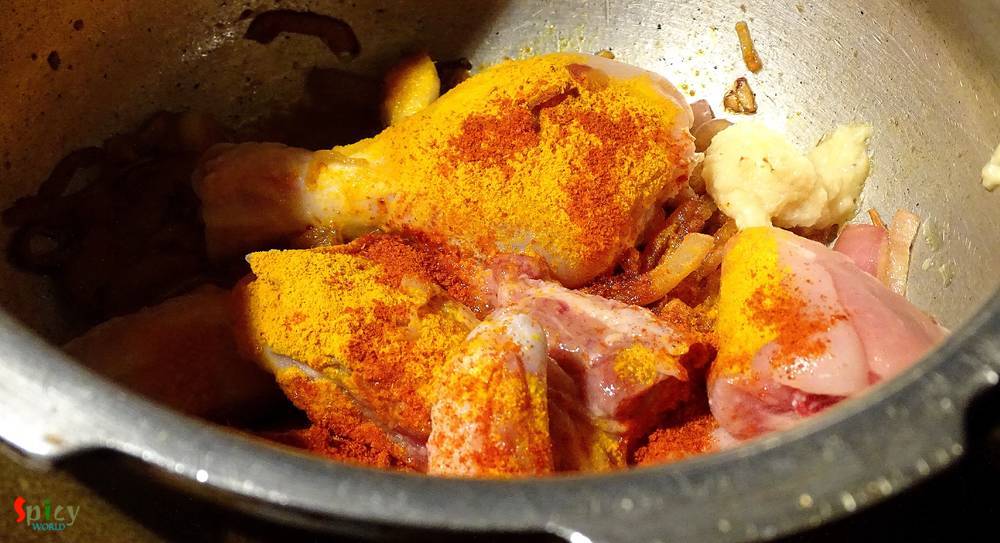 Cooking Step: Chicken do Rangeela / Double colored Chicken Cooking Step: Chicken do Rangeela / Double colored Chicken