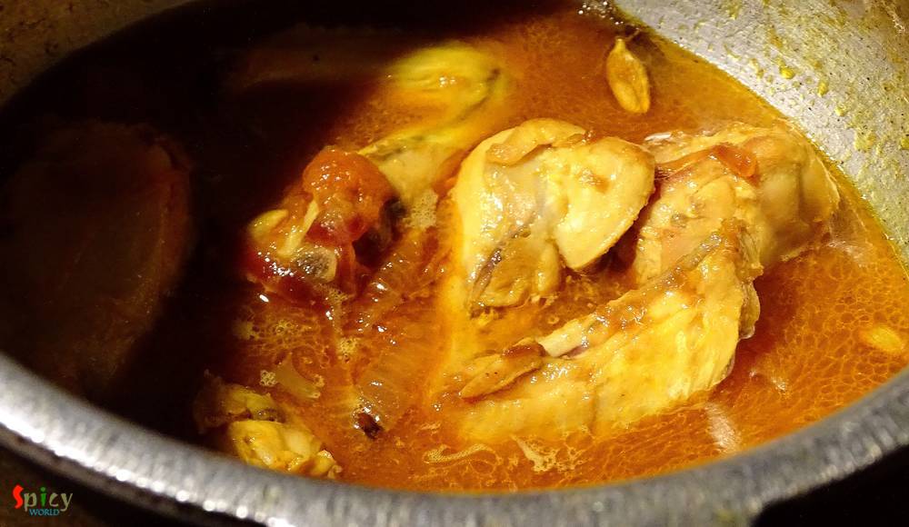 Cooking Step: Chicken do Rangeela / Double colored Chicken Cooking Step: Chicken do Rangeela / Double colored Chicken