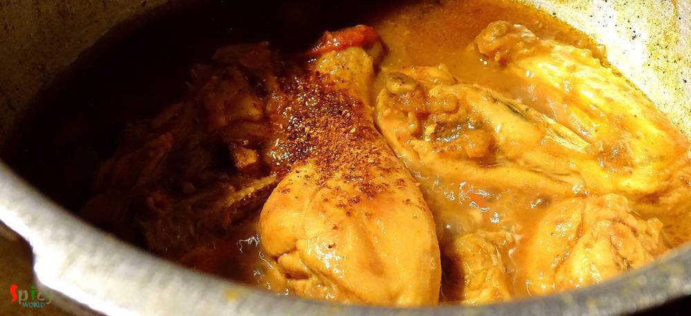 Cooking Step: Chicken do Rangeela / Double colored Chicken Cooking Step: Chicken do Rangeela / Double colored Chicken