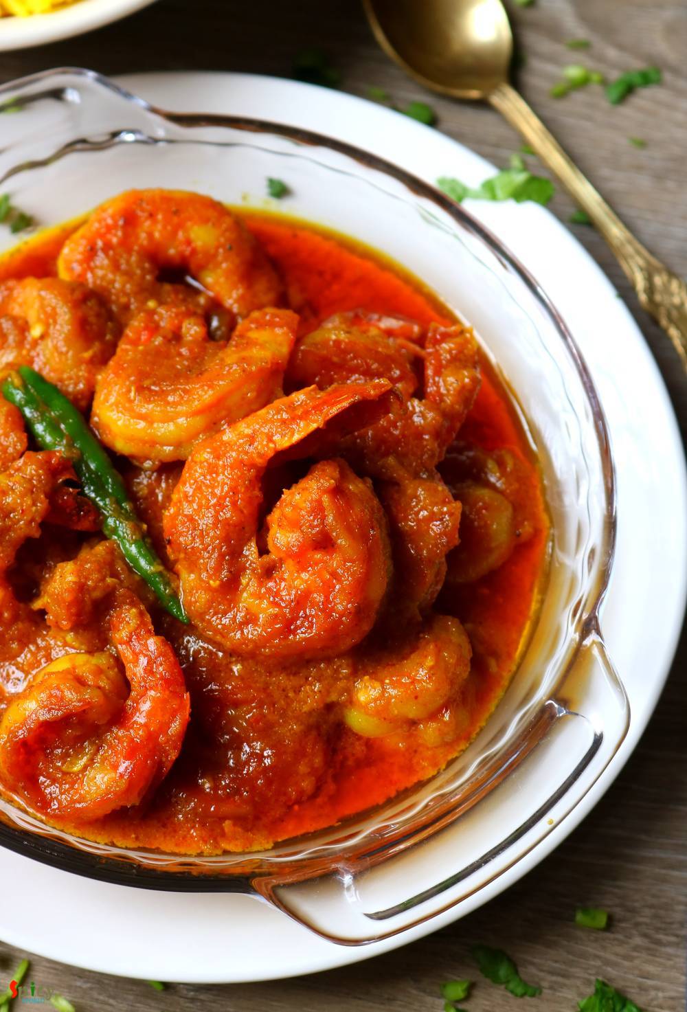 Chingri Macher Malai Curry / Prawn curry with Coconut Milk - Spicy ...