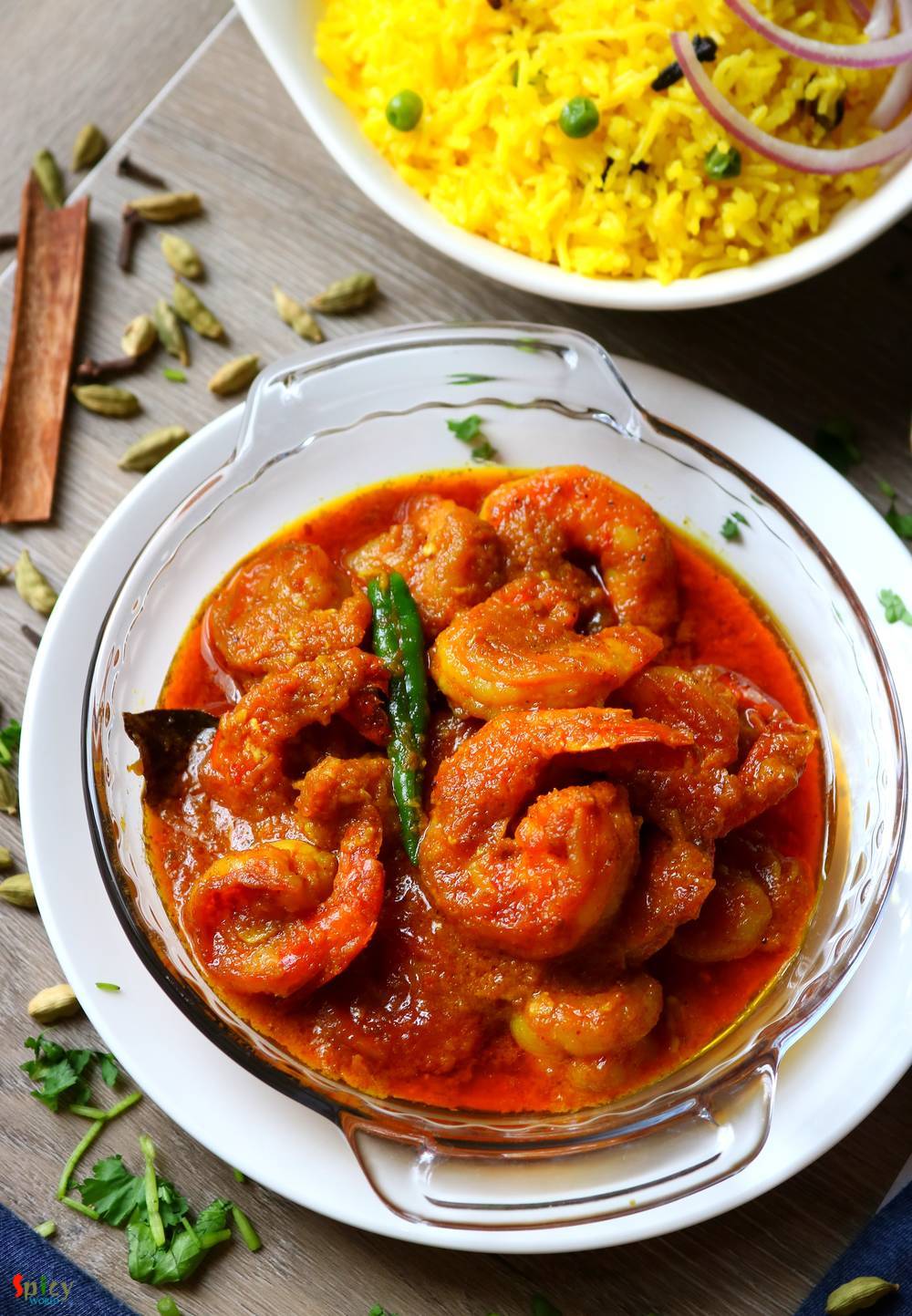 Chingri Macher Malai Curry / Prawn curry with Coconut Milk - Spicy ...
