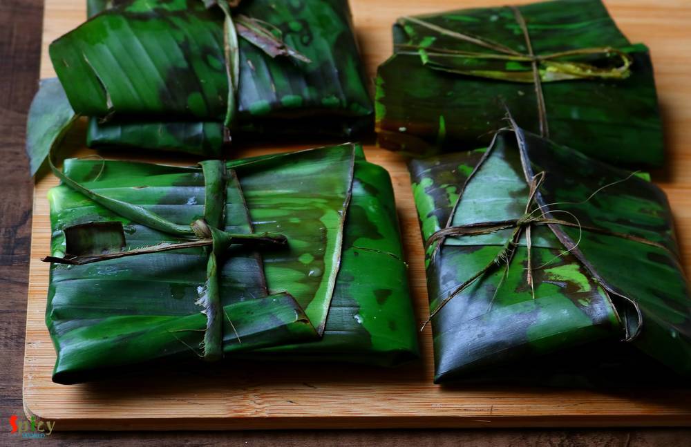 Cooking Step: Fish paturi / Kolapatay Macher Paturi