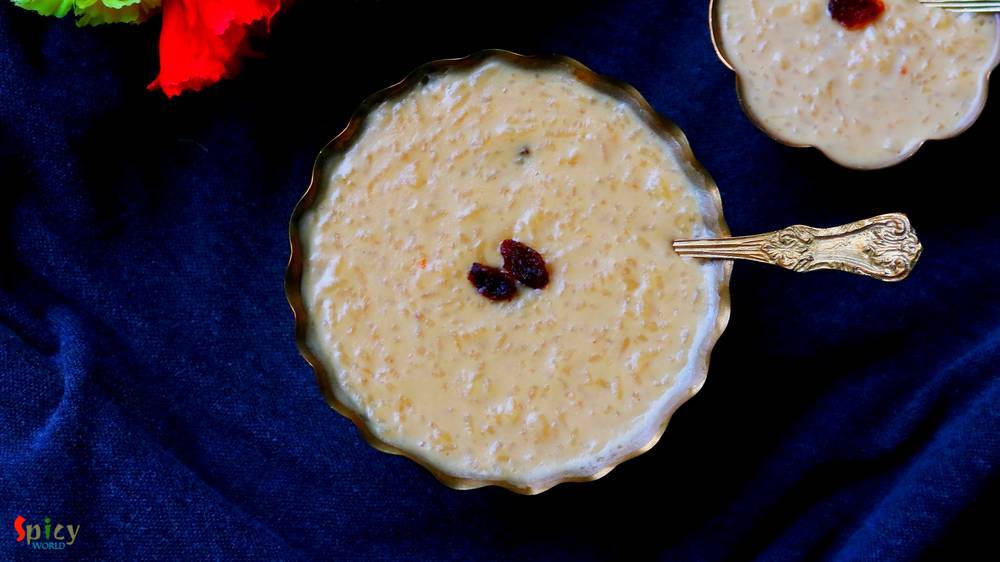 Nolen Gurer Payesh / Rice Pudding with Date Palm Jaggery