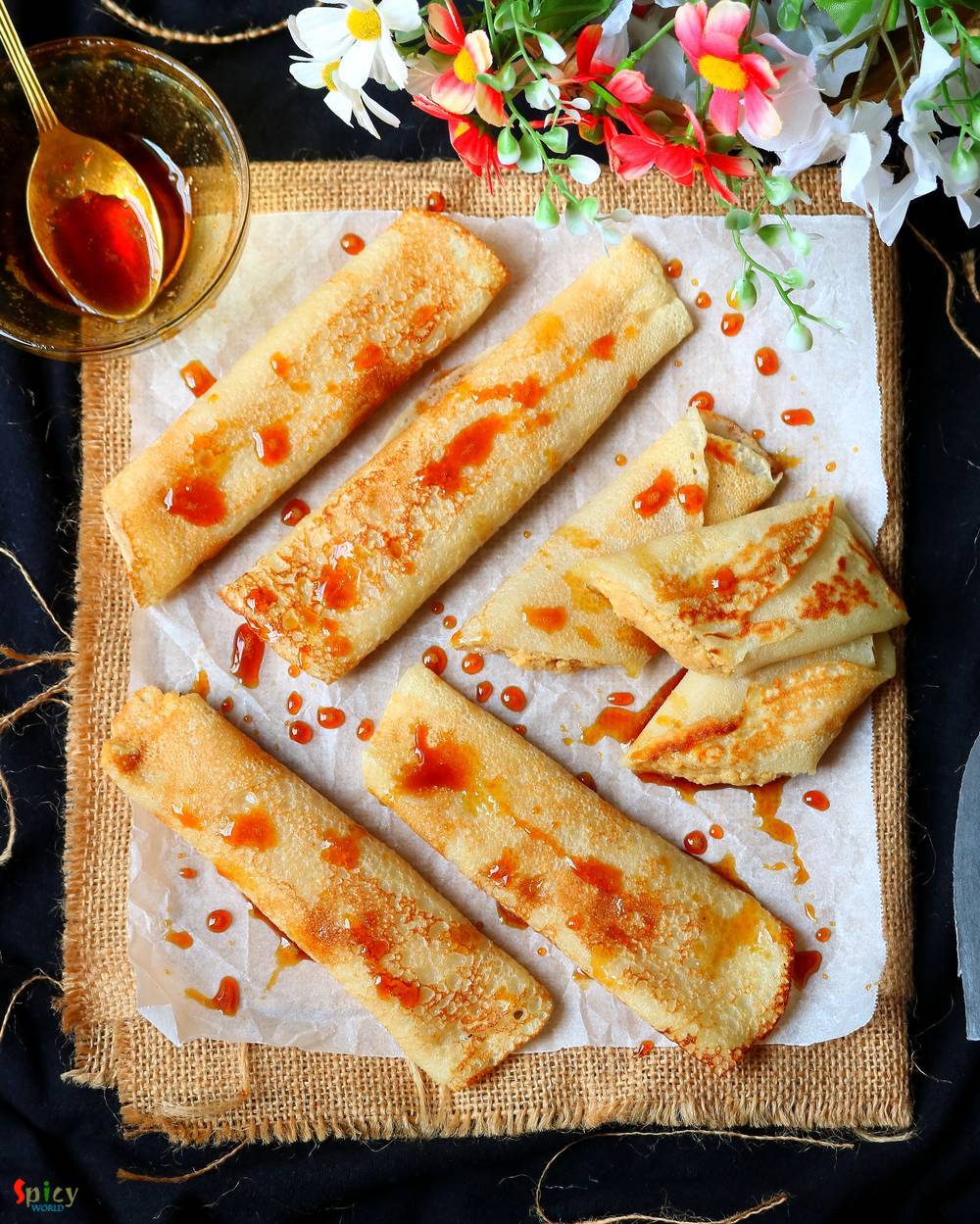 Cooking Step: Patisapta with Makha Sondesh filling