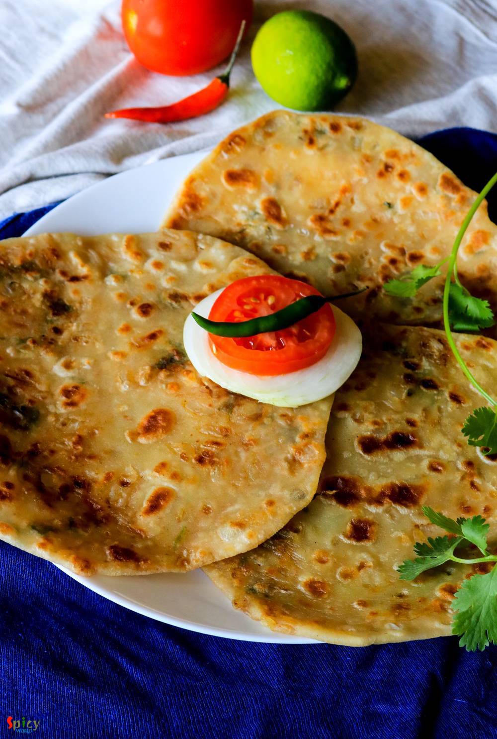 Pyaz Paratha / Onion stuffed Flat Bread - Spicy World Simple and Easy ...