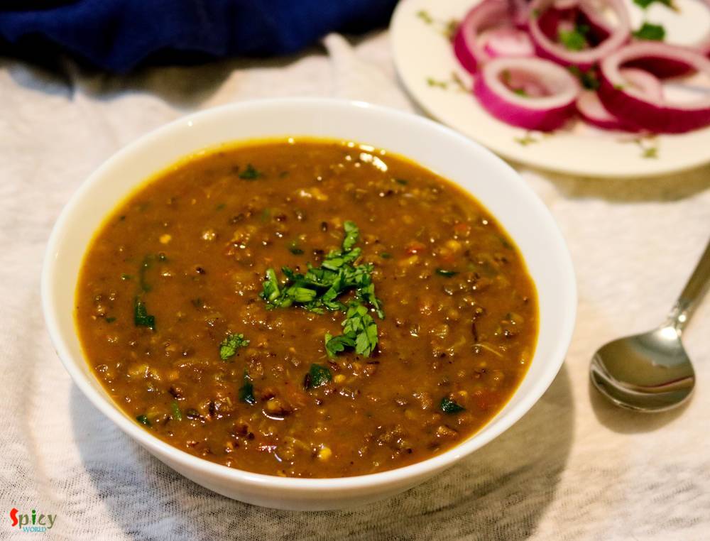 Whole Moong Curry / Sabut Moong Daal Tadka