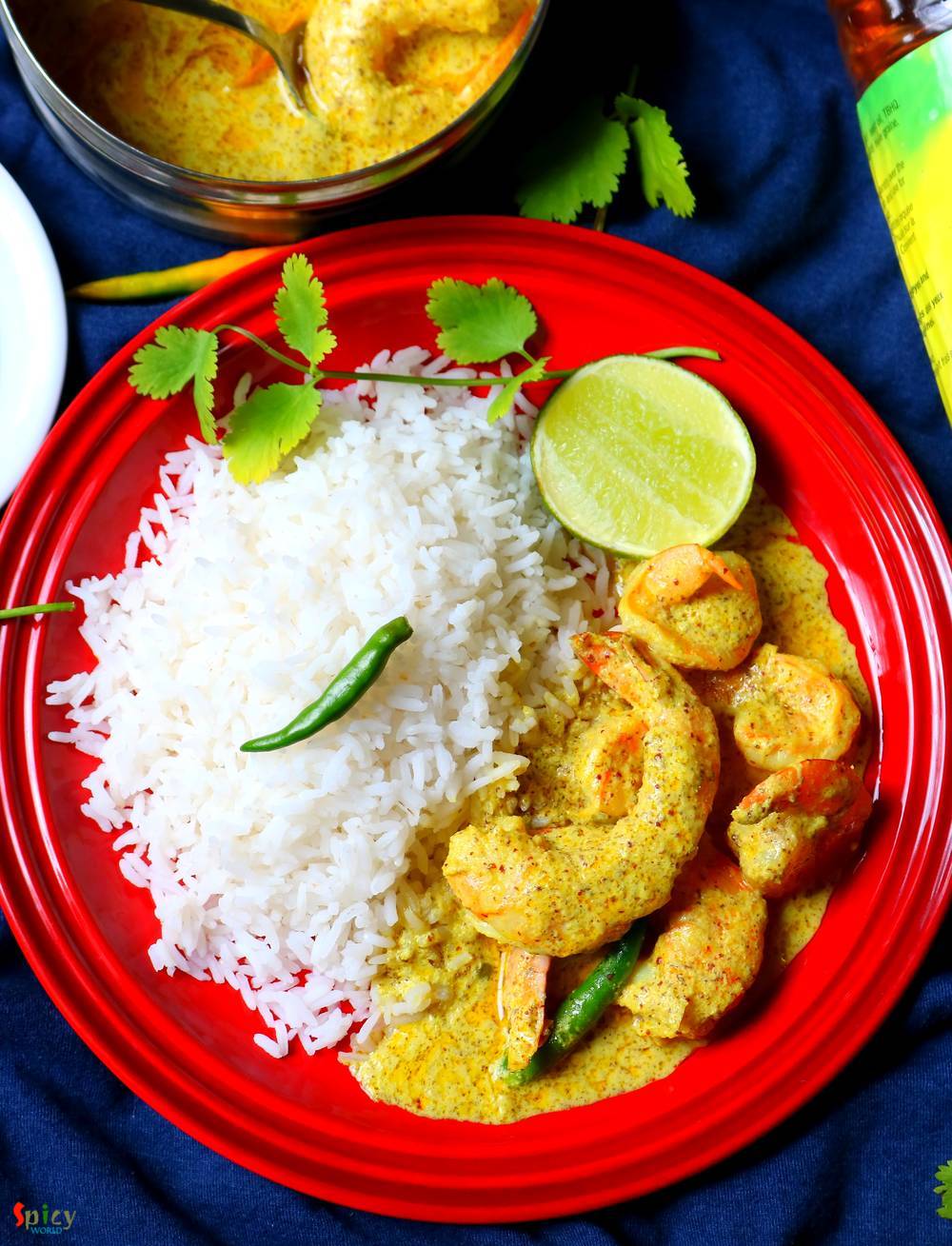 Cooking Step: Sorshe Chingri Bhapa  / Steamed Prawn in Mustard gravy Cooking Step: Sorshe Chingri Bhapa  / Steamed Prawn in Mustard gravy